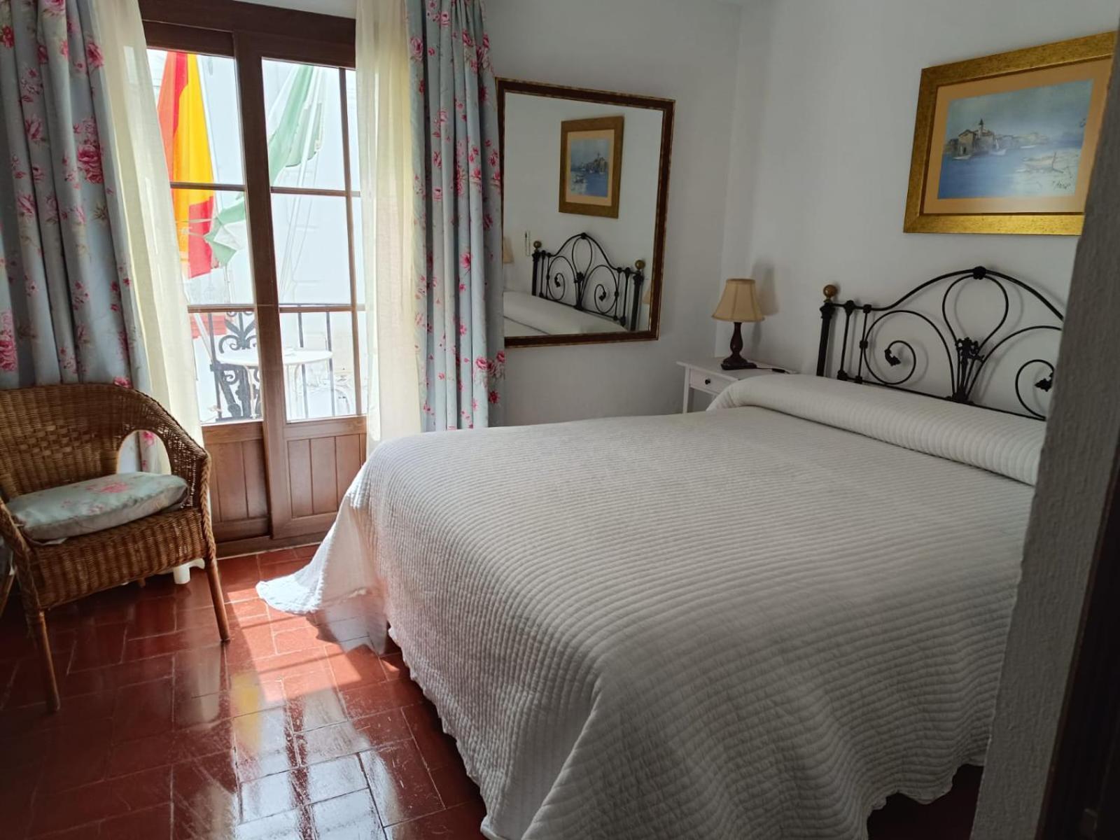 Hostal Gran Capitan Chipiona Exteriör bild