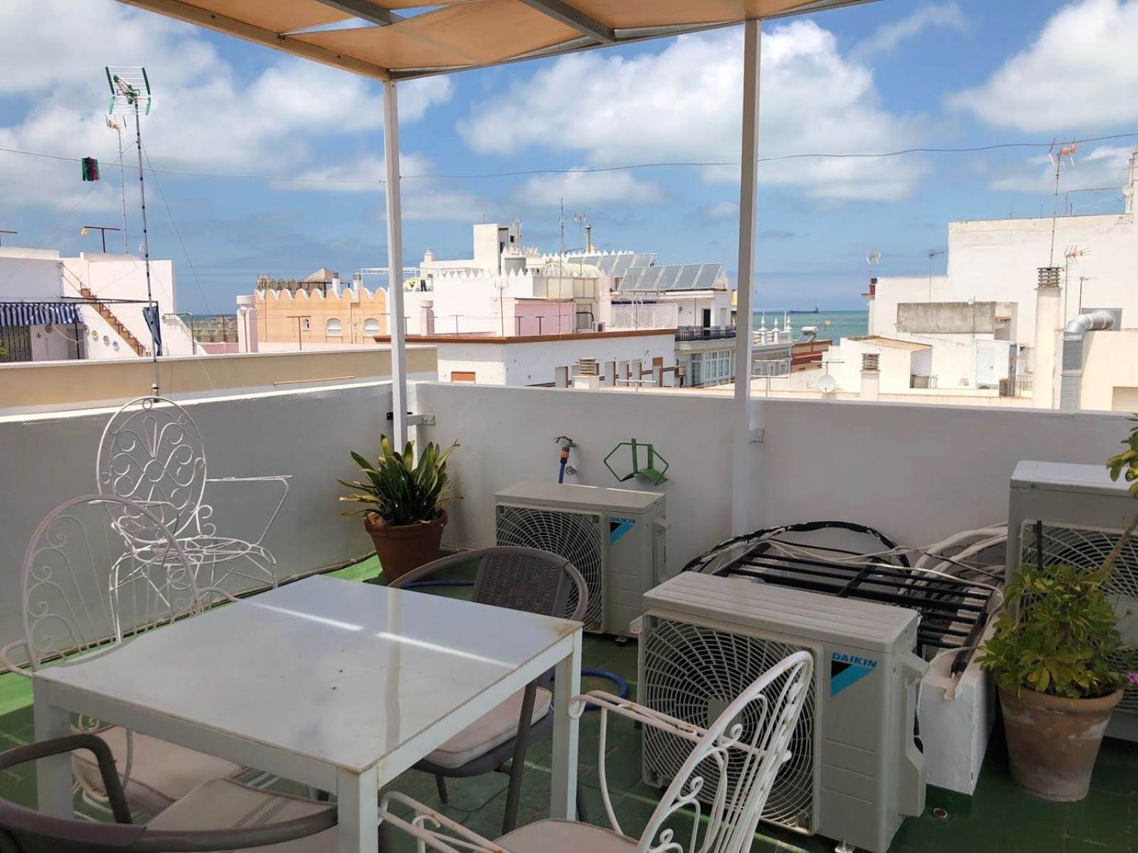 Hostal Gran Capitan Chipiona Exteriör bild
