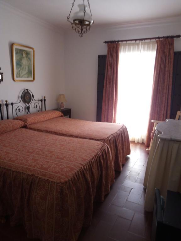 Hostal Gran Capitan Chipiona Exteriör bild
